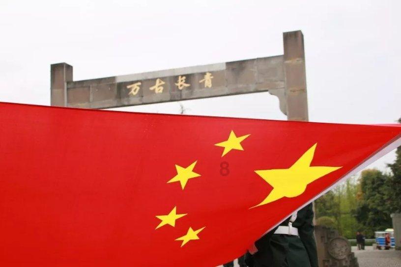 白色情人节：校园迷宫