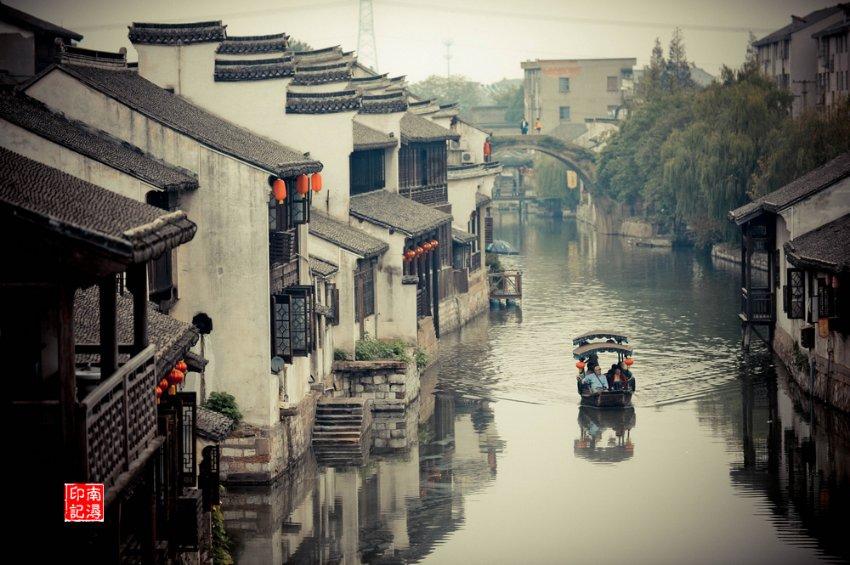 《关于推动未来产业创新发展的实施意见》发布,易方达创业板ETF联接基金(A类110026/C类004744)场外打包创新成长企业